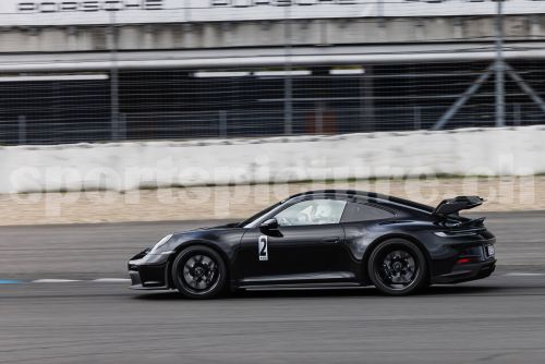 (107) HHR 13